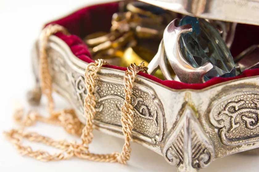 photo-jewels-on-the-box photo-jewels-on-the-box